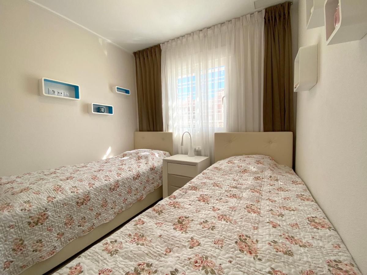 Vista Azul - Punta Prima - Spa Y Piscina Torrevieja Esterno foto