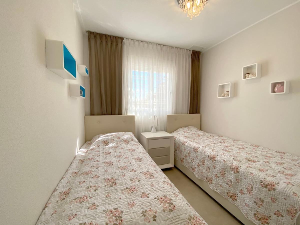 Vista Azul - Punta Prima - Spa Y Piscina Torrevieja Esterno foto